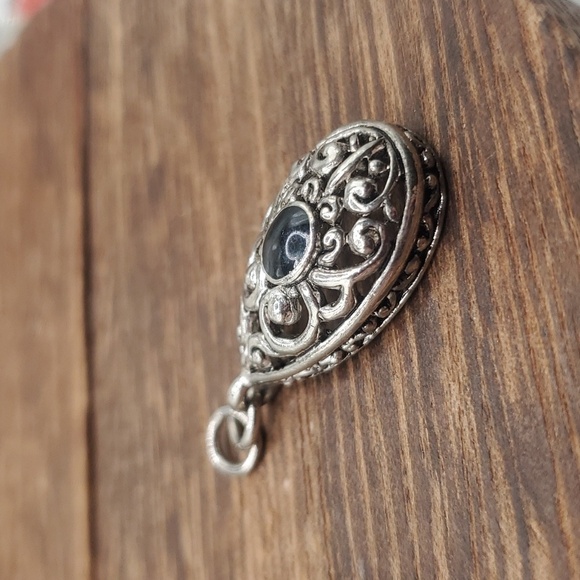 Edwardian egg drop‎ sterling pendant - Picture 3 of 3
